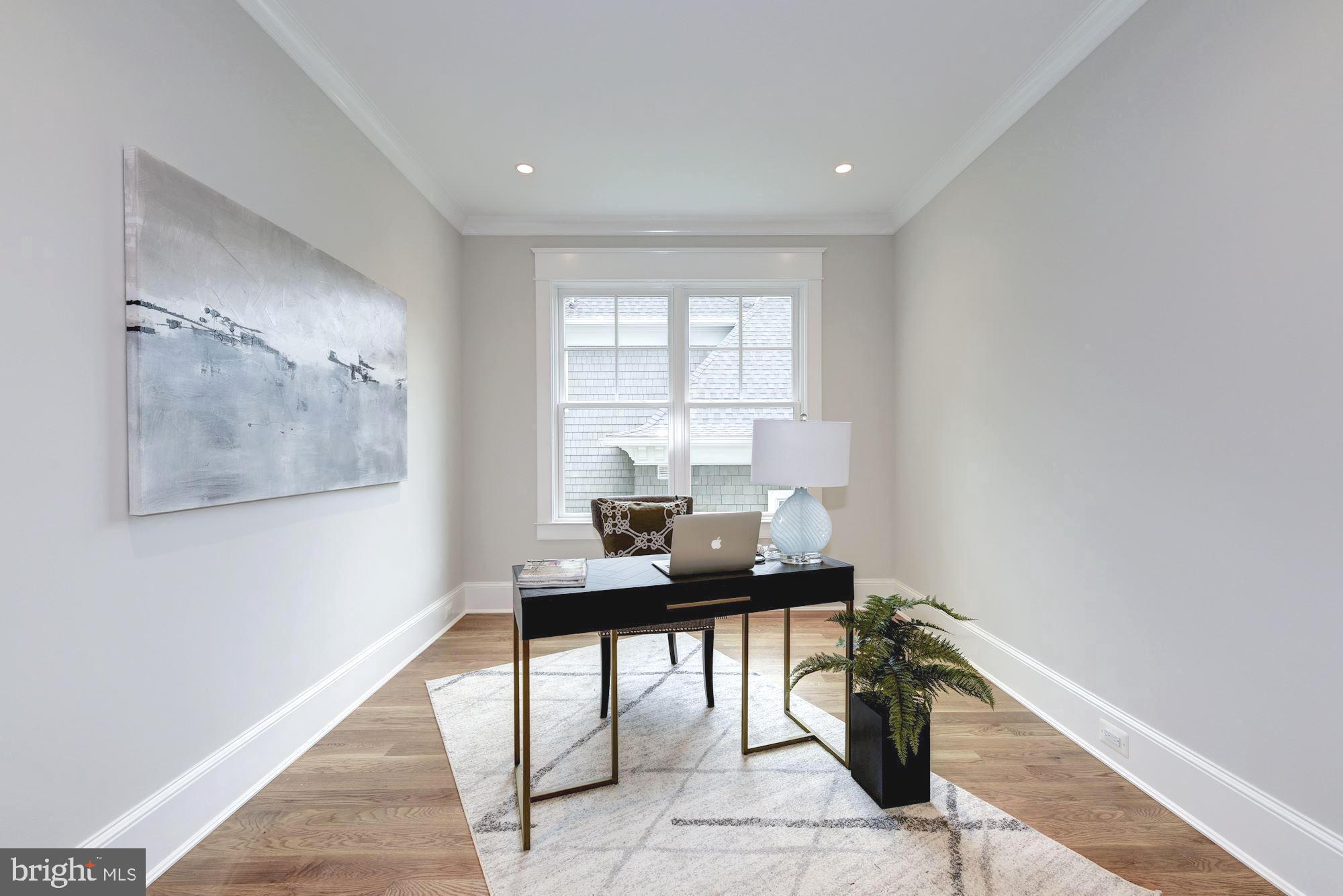 5907 Aberdeen Road Bethesda, MD 20817 - Photo 12 of 50 Office, study space