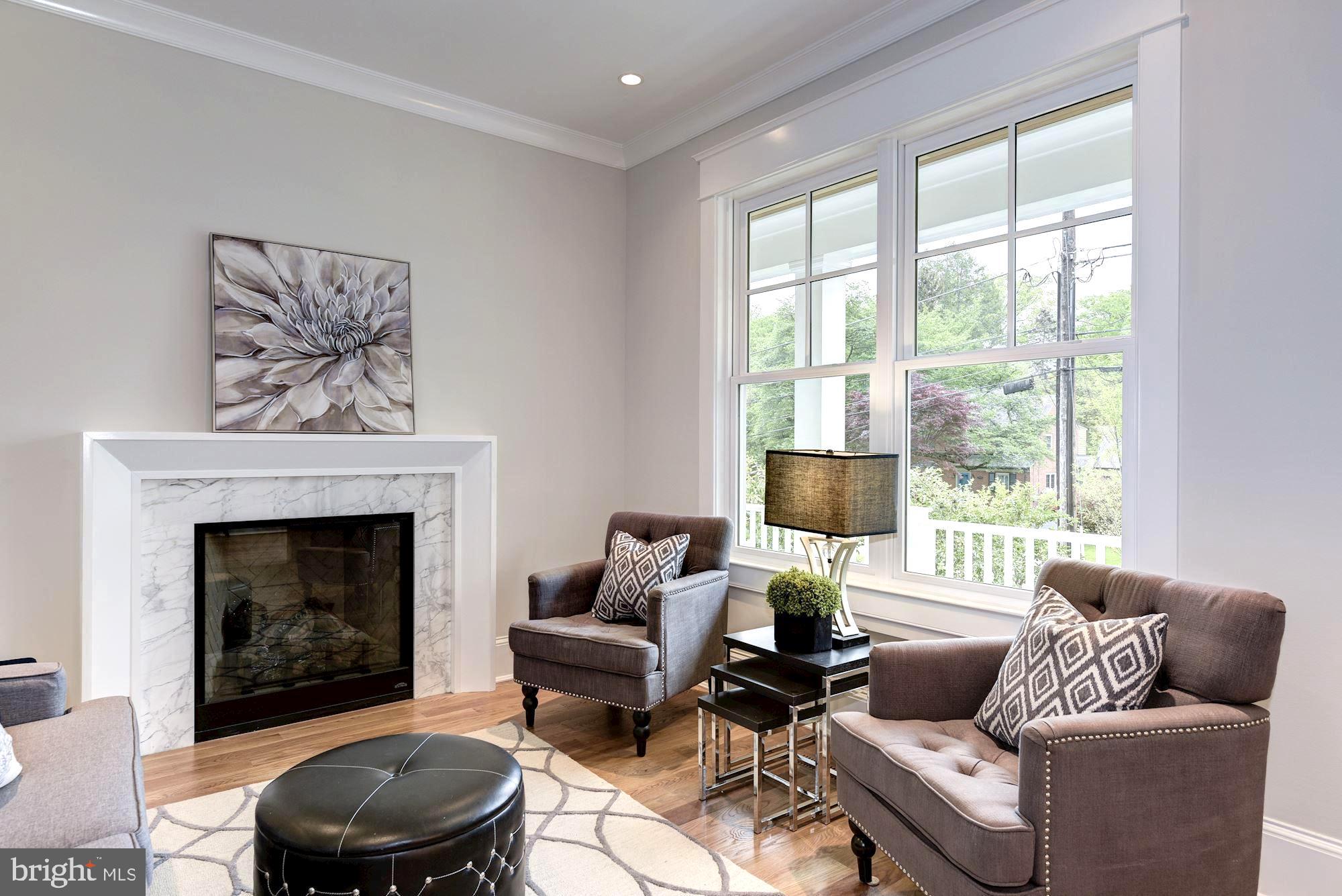 5907 Aberdeen Road Bethesda, MD 20817 - Photo 8 of 50 Living room