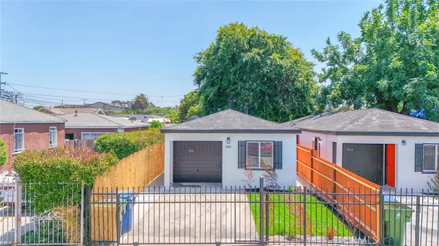 $579,900 | 1964 East 114th Street, Los Angeles, CA 90059