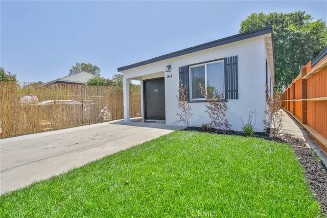 $579,900 | 1964 East 114th Street, Los Angeles, CA 90059