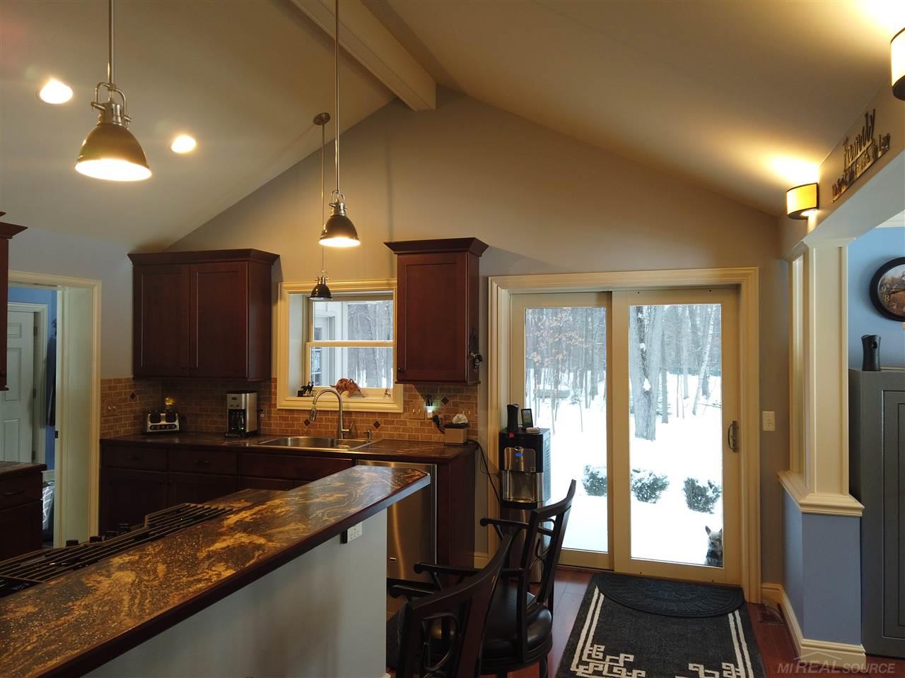 508 West Sutton Road Lapeer, MI 48446 - Photo 16 of 71