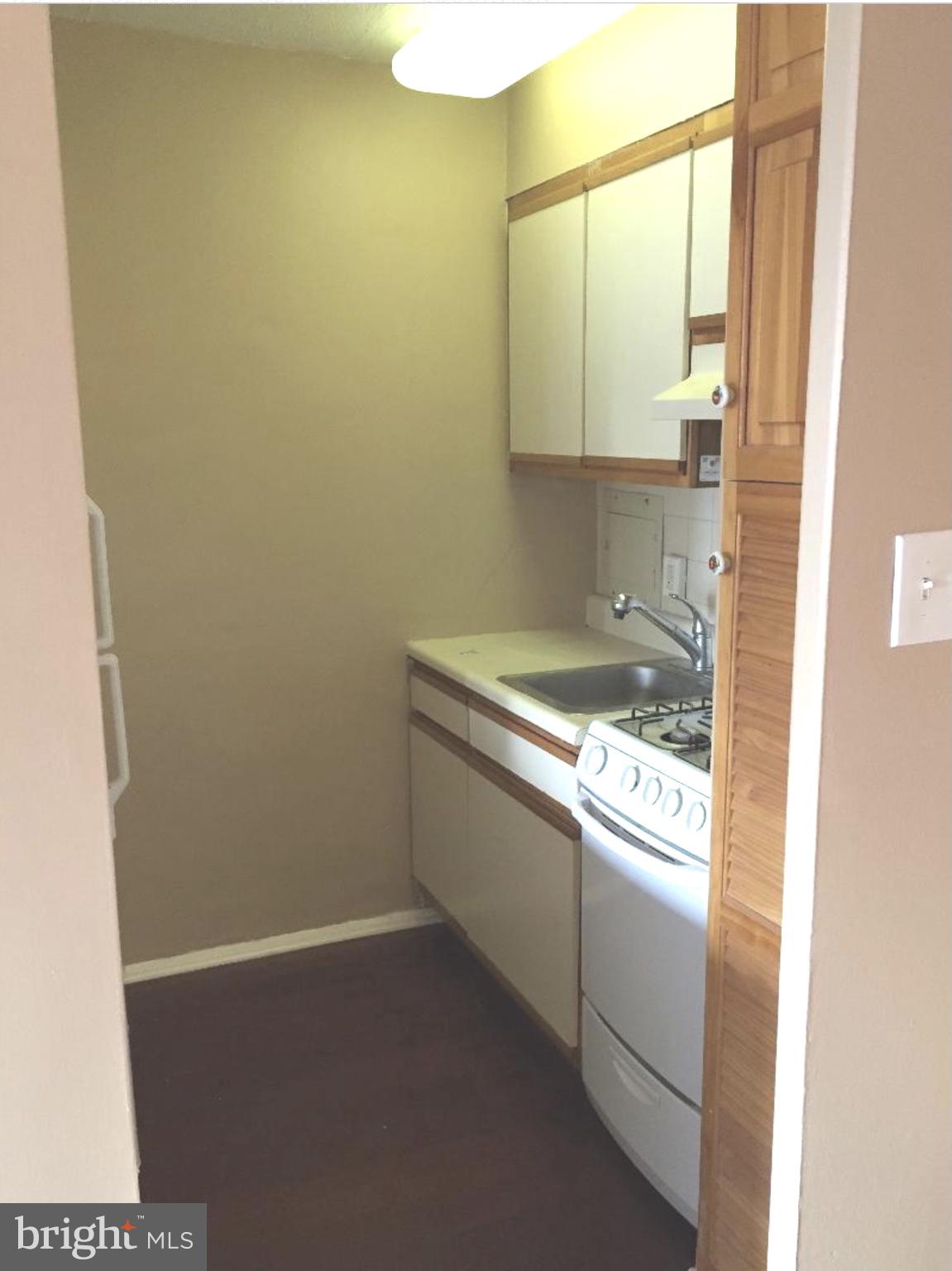 2101-17 Chestnut Street, Unit 1011 Philadelphia, PA 19103 - Photo 6 of 11