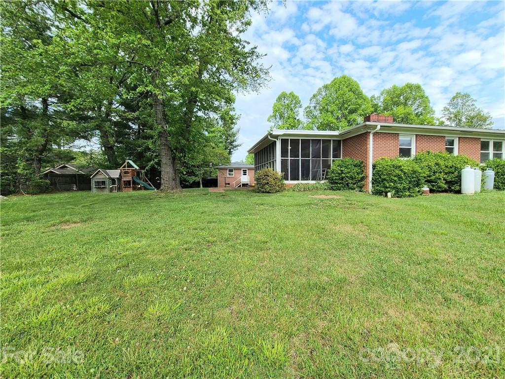 24 Ballard Road Weaverville, NC 28787 - Photo 19 of 21 Gallery Image 19