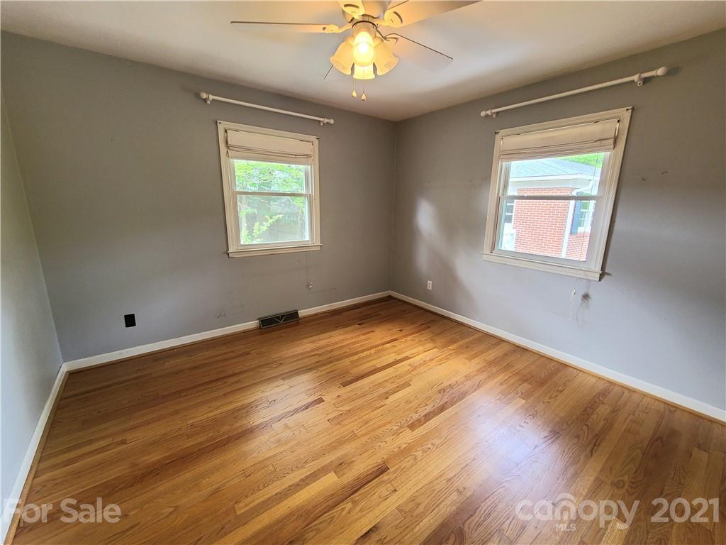 24 Ballard Road Weaverville, NC 28787 - Photo 7 of 21 Gallery Image 7