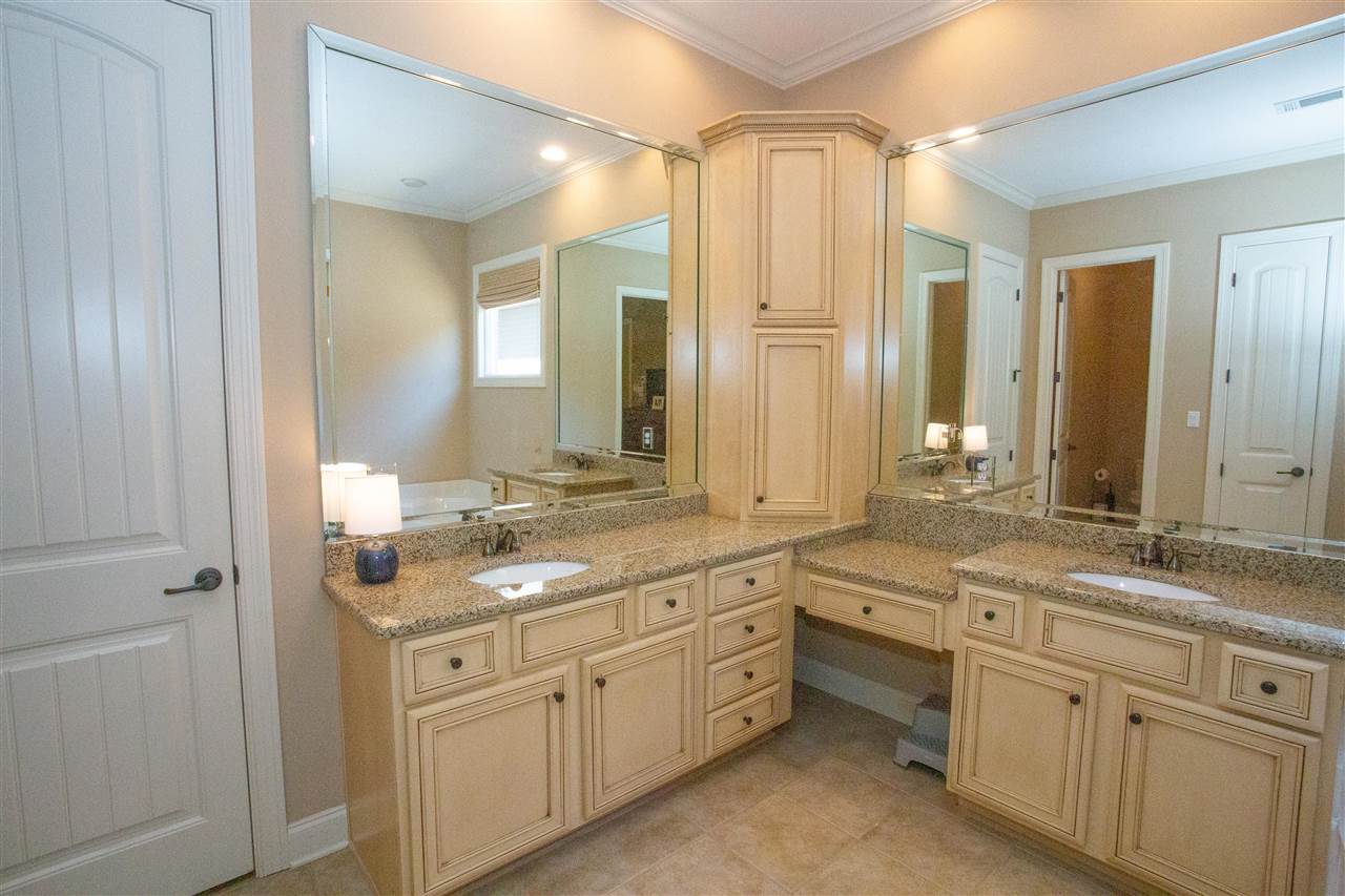 1031 Russell Farms Road Collierville, TN 38017 - Photo 13 of 22 Gallery Image 13