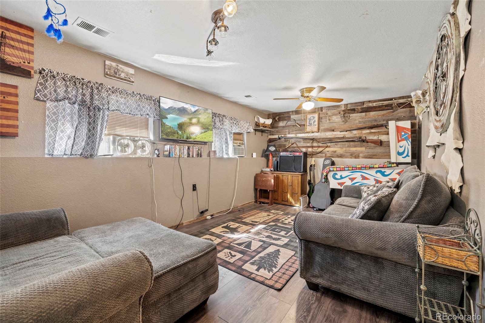 55 Chestnut Street Windsor, CO 80550 - Photo 26 of 41