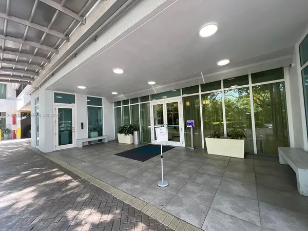 $3,500 | 1861 Northwest S River Drive, Unit 1408, Miami, FL 33125