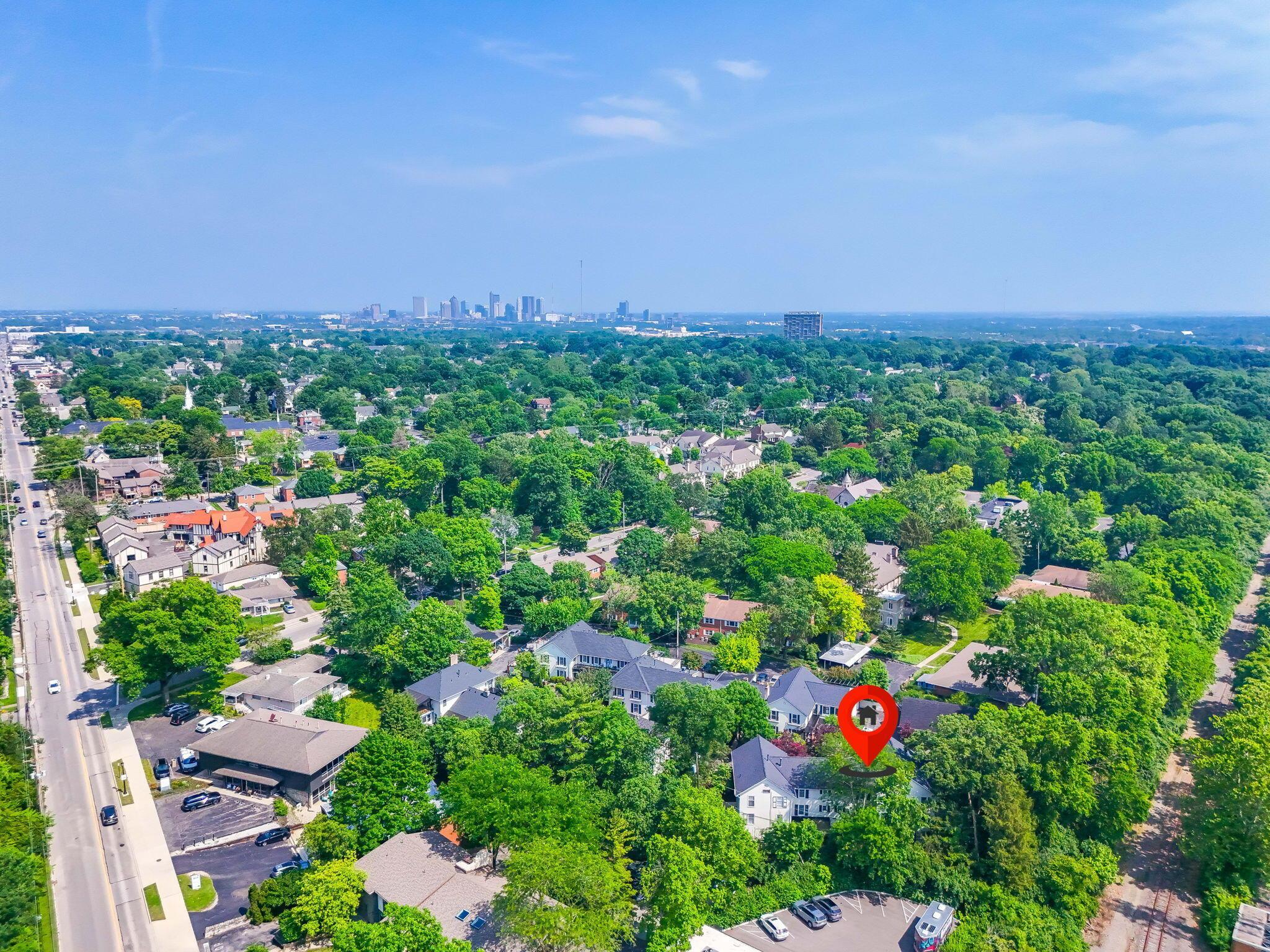 1631 Roxbury Road, Unit D2 Columbus, OH 43212 - Photo 36 of 37 1631 Roxbury (Drone)-4