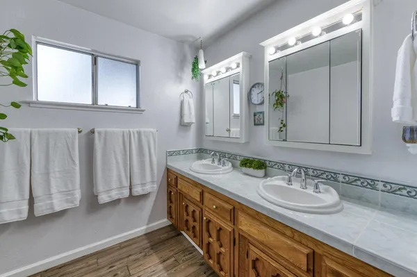 $700,000 | 6732 East Harvey Avenue, Fresno, CA 93727