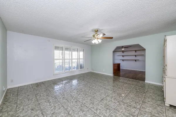 $700,000 | 6732 East Harvey Avenue, Fresno, CA 93727