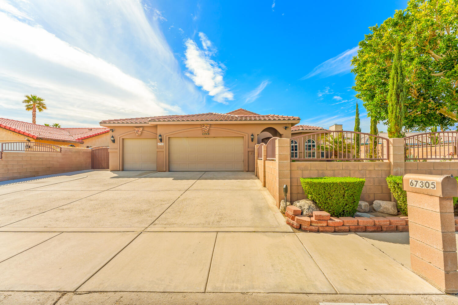 67305 Medano Road Cathedral City, CA 92234 - Photo 2 of 37 a view of a outdoor space