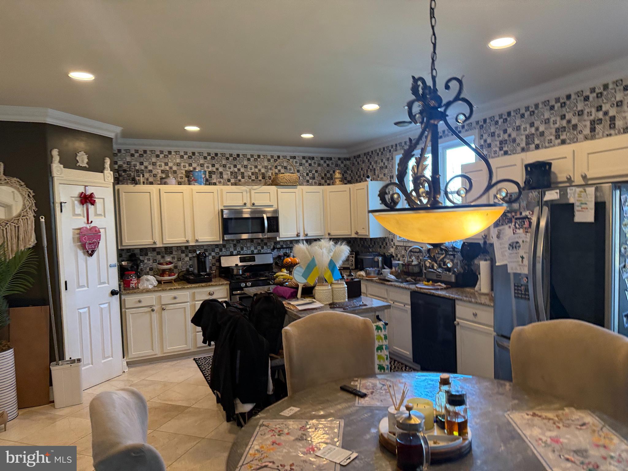 3209 Shoreview Road Triangle, VA 22172 - Photo 4 of 17