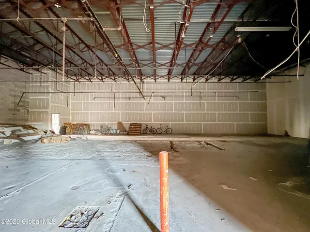 $7 | 15 Dardess Drive, Chatham Village, NY 12037