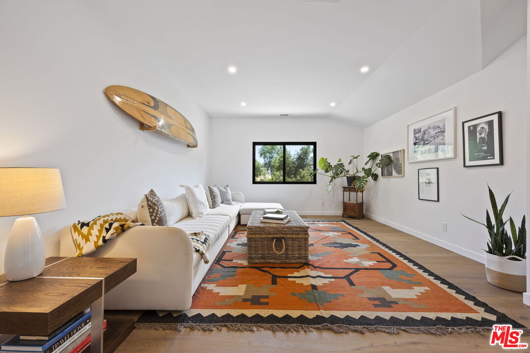 1131 Rancho Drive Ojai, CA 93023 - Photo 22 of 58