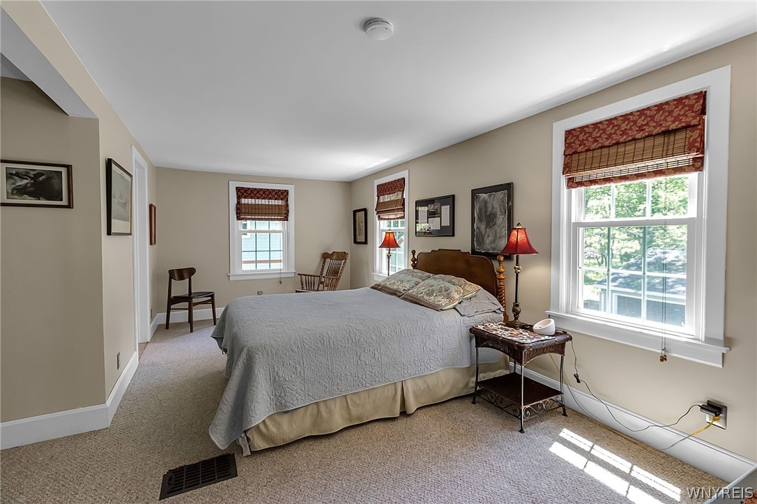 139 Buffalo Road East Aurora, NY 14052 - Photo 31 of 50