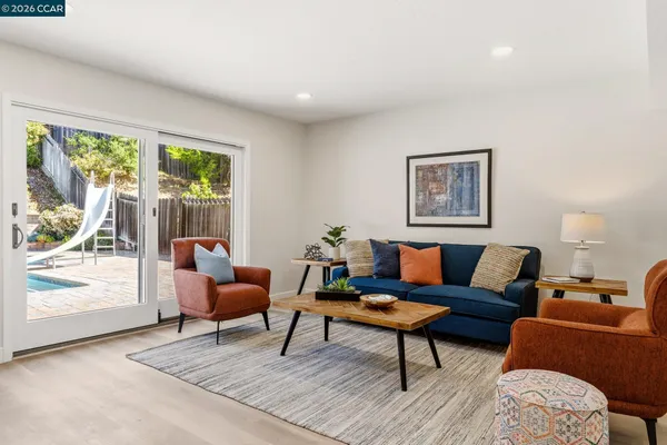 $1,349,000 | 26 Greendell Place, Pleasant Hill, CA 94523