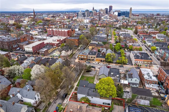 $2,500 | 108 Park Street, Buffalo, NY 14201