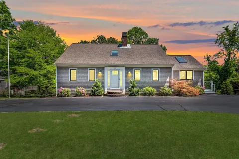 $1,049,000 | 507 South Orleans Road, Orleans, MA 02653