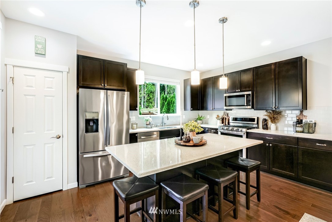 17814 35th Drive Southeast Bothell, WA 98012 - Photo 5 of 23 Gallery Image 5