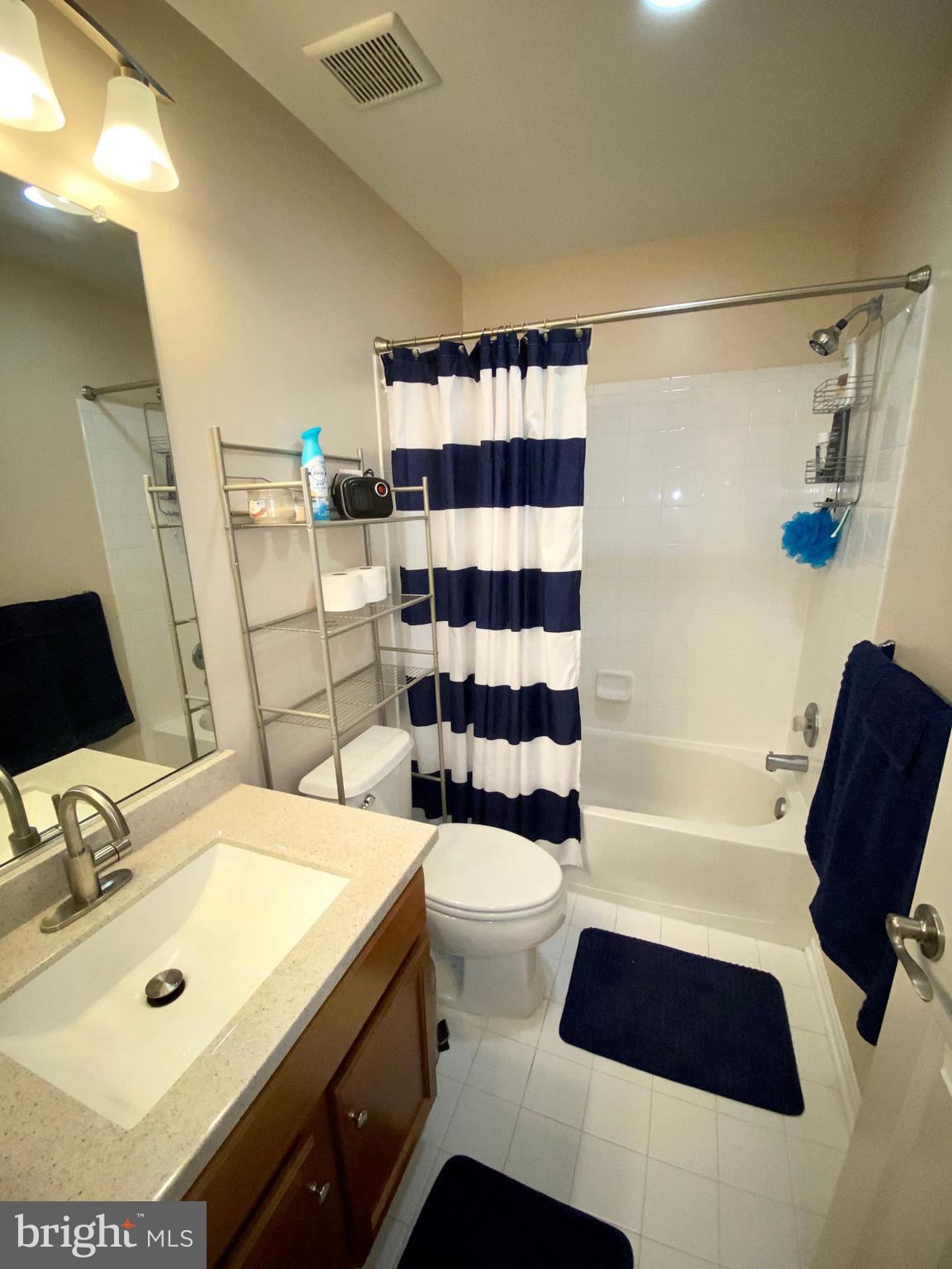 682 Tivoli Road Frederick, MD 21703 - Photo 30 of 58 Hall Bath up