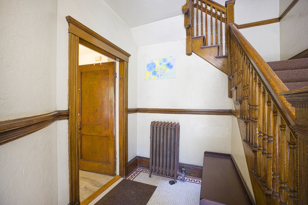 12 Colbourne Crescent, Unit 1 Brookline, MA 02445 - Photo 22 of 23