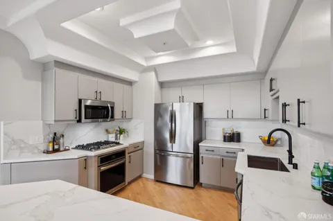 $2,250,000 | 548 Duncan Street, Unit 201, San Francisco, CA 94131