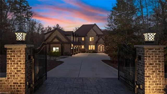 $3,250,000 | 875 Starboard Reach, Lexington, NC 27292