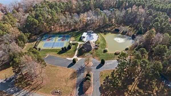 $2,999,999 | 875 Starboard Reach, Lexington, NC 27292