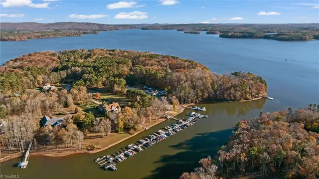 $3,250,000 | 875 Starboard Reach, Lexington, NC 27292