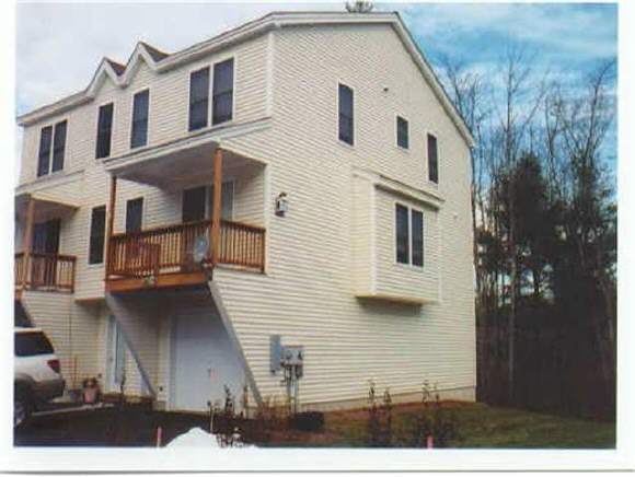 23 Plumer Road, Unit 20 Epping, NH 03042 - Photo 1 of 3
