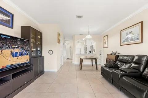 $385,000 | 15750 Southwest 92nd Avenue, Unit 21C, Palmetto Bay, FL 33157