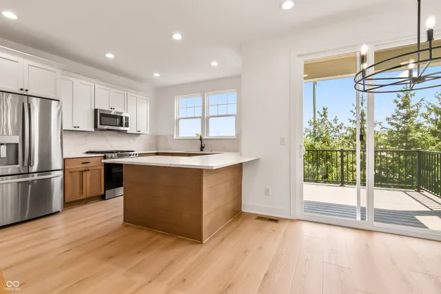 $600,000 | 15407 Mystic Rock Drive, Carmel, IN 46033