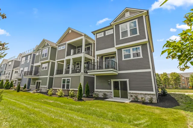 $600,000 | 15407 Mystic Rock Drive, Carmel, IN 46033