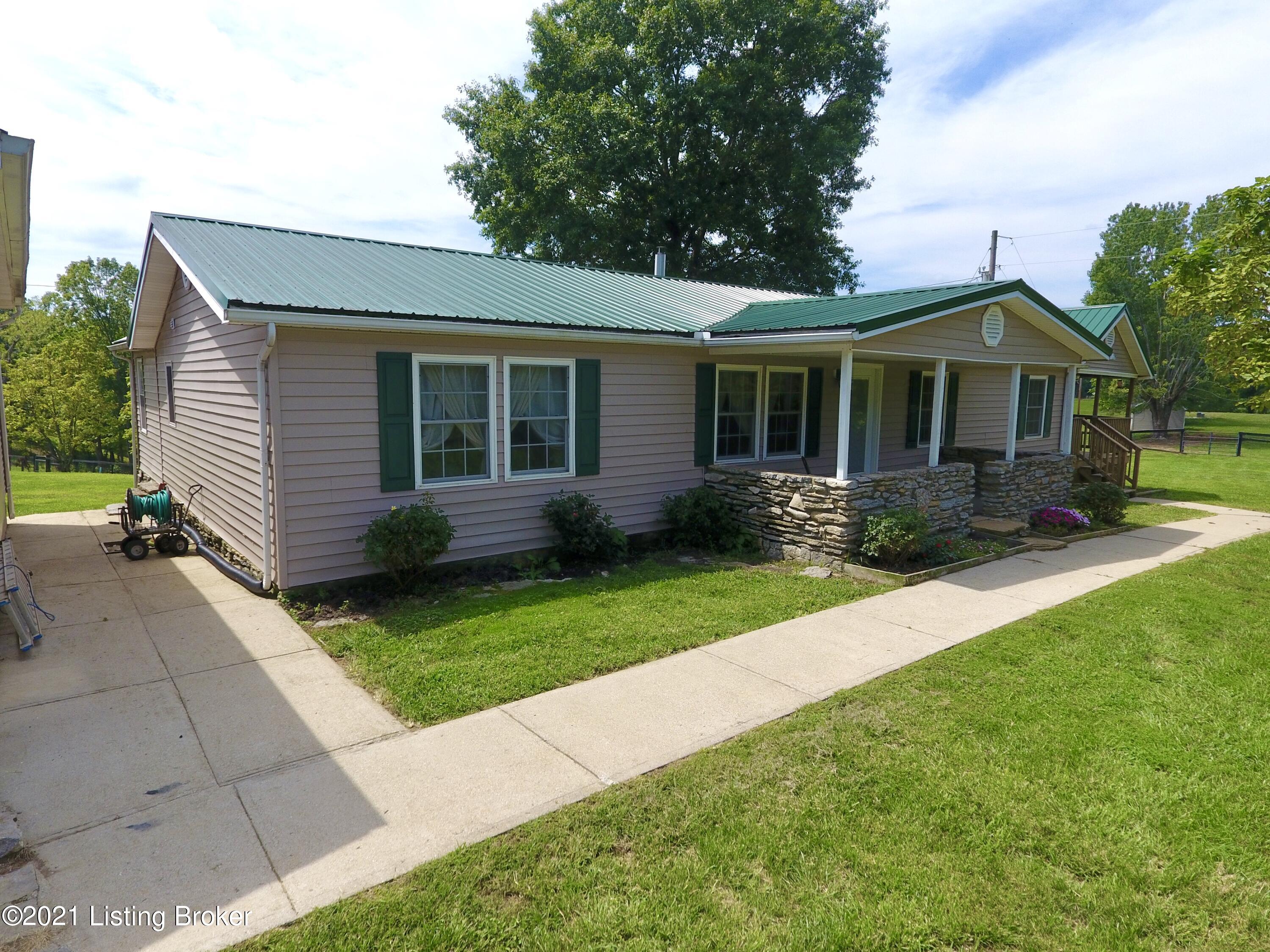 2932 Cat Ridge Road Waddy, KY 40076 - Photo 3 of 47 Photo Aug 21, 12 52 40 PM
