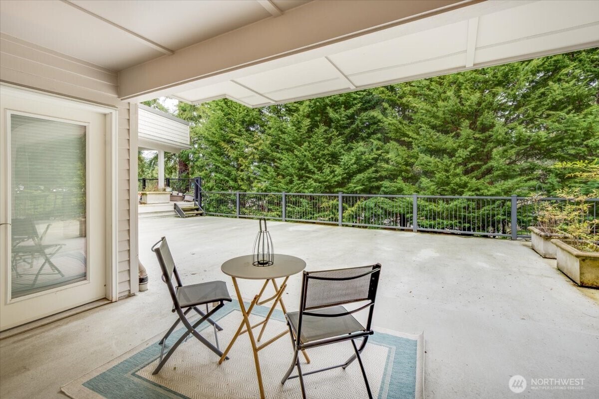 8500 Main Street, Unit F212 Edmonds, WA 98026 - Photo 22 of 38