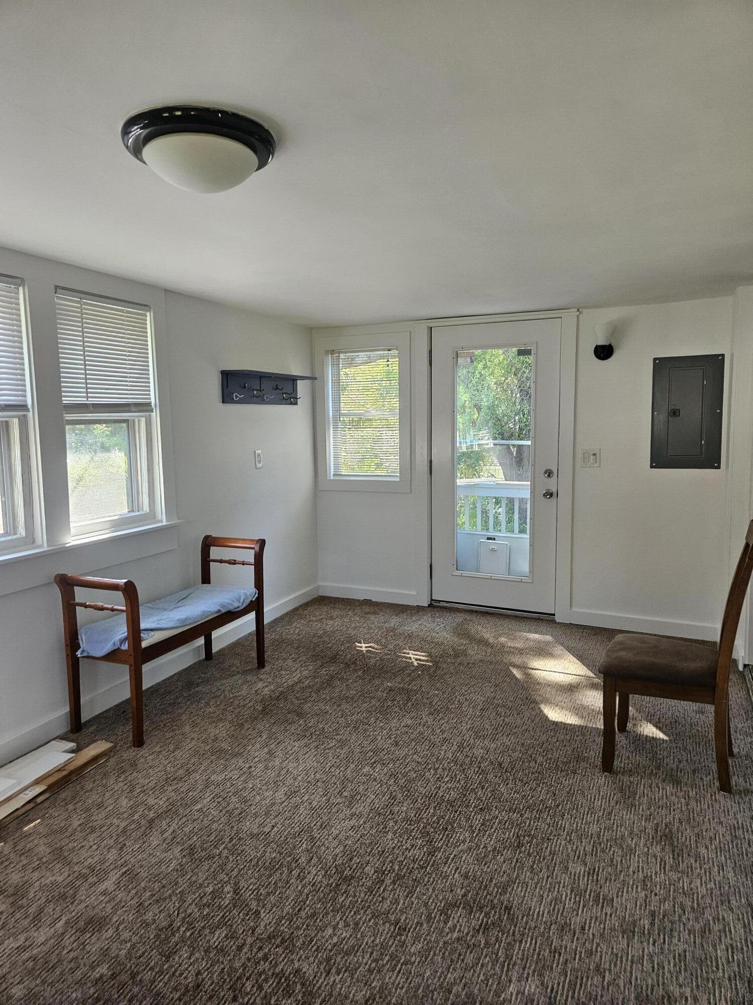 397 Portland Street Yarmouth, ME 04096 - Photo 6 of 28 LR