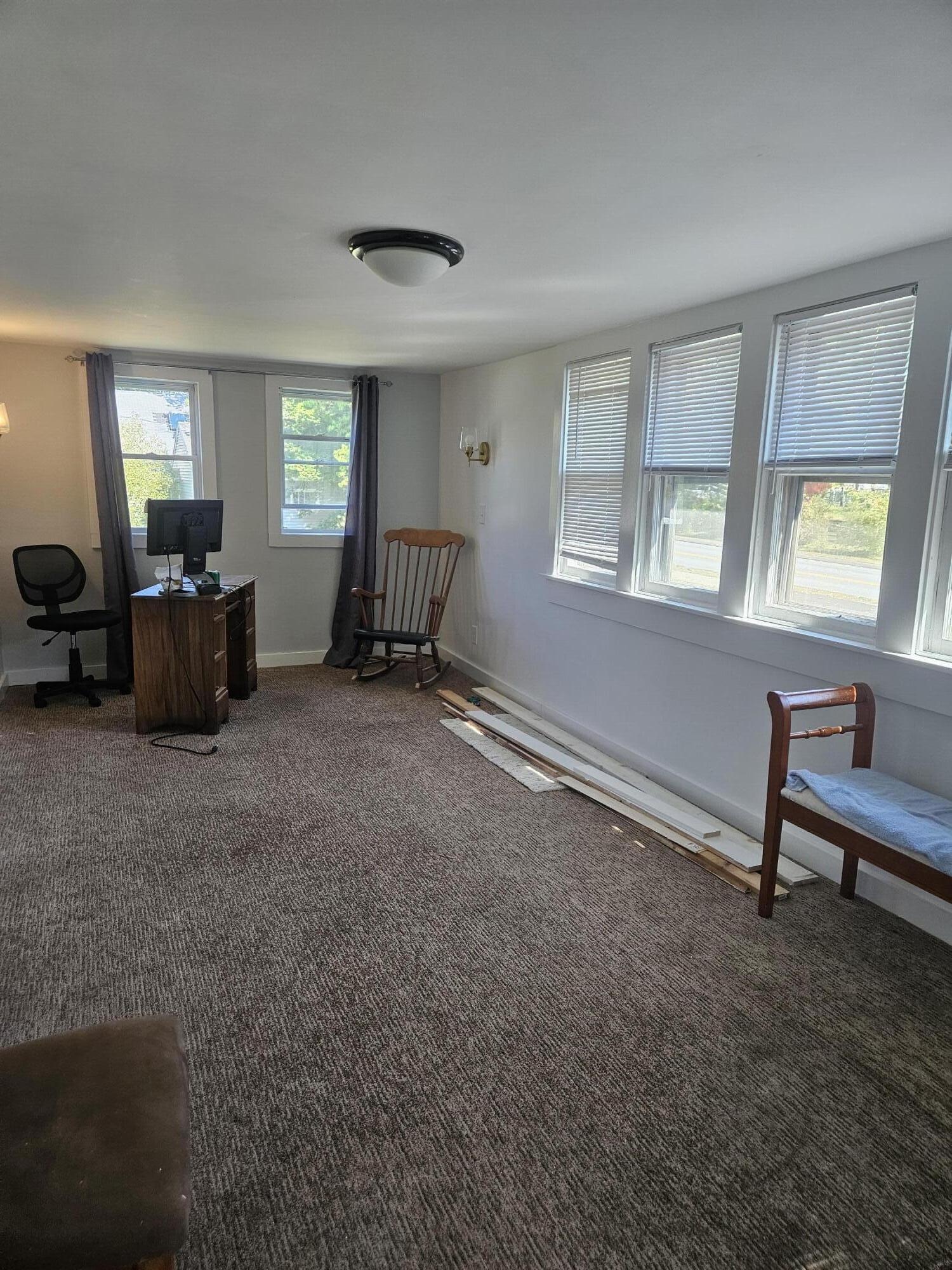 397 Portland Street Yarmouth, ME 04096 - Photo 7 of 28 liv 2