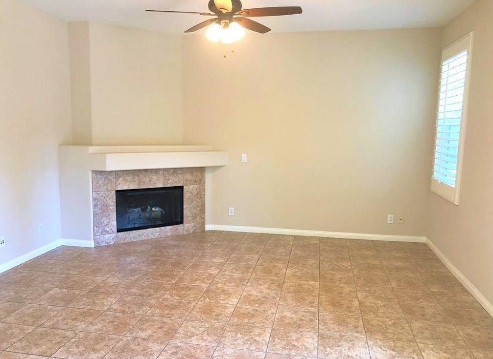 243 Dewdrop Irvine, CA 92603 - Photo 3 of 15