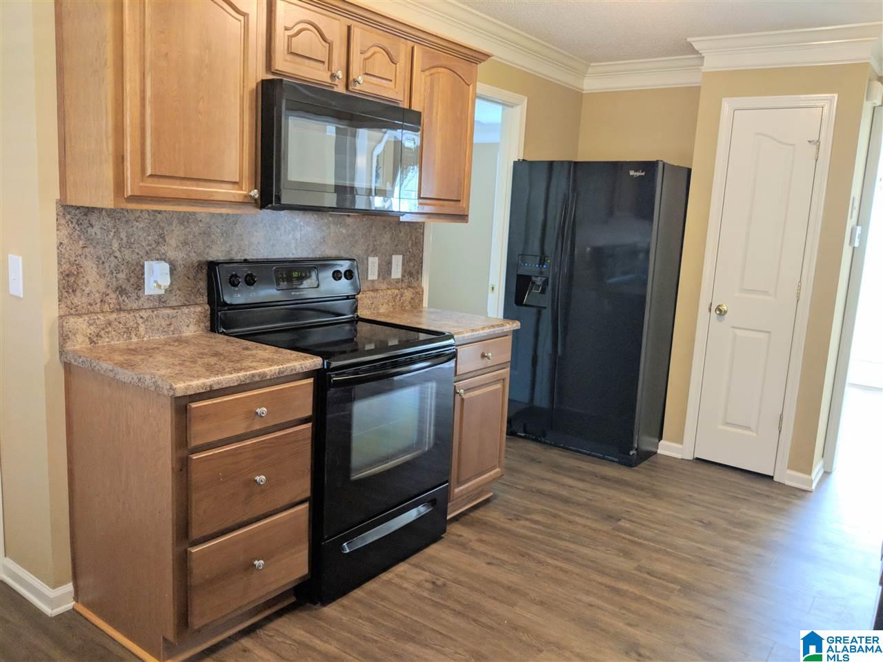 478 South Hillcrest Road Odenville, AL 35120 - Photo 5 of 26