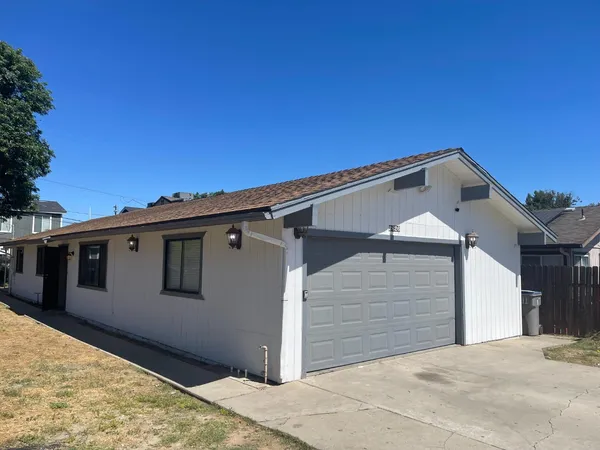 $339,000 | 2626 West Garland Avenue, Fresno, CA 93705