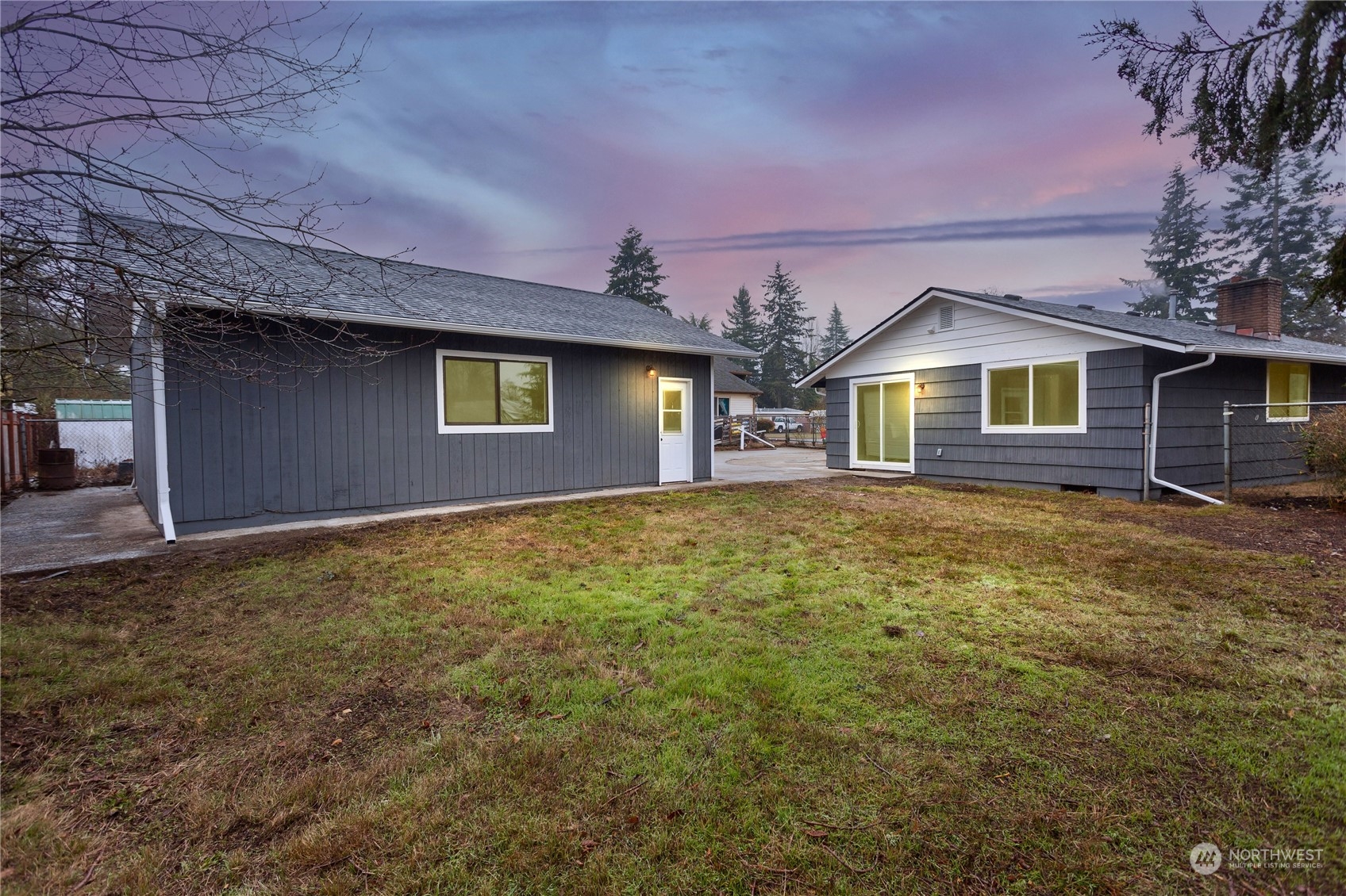 1272 South 315th Street Federal Way, WA 98003 - Photo 5 of 29 a front view of a house with a yard