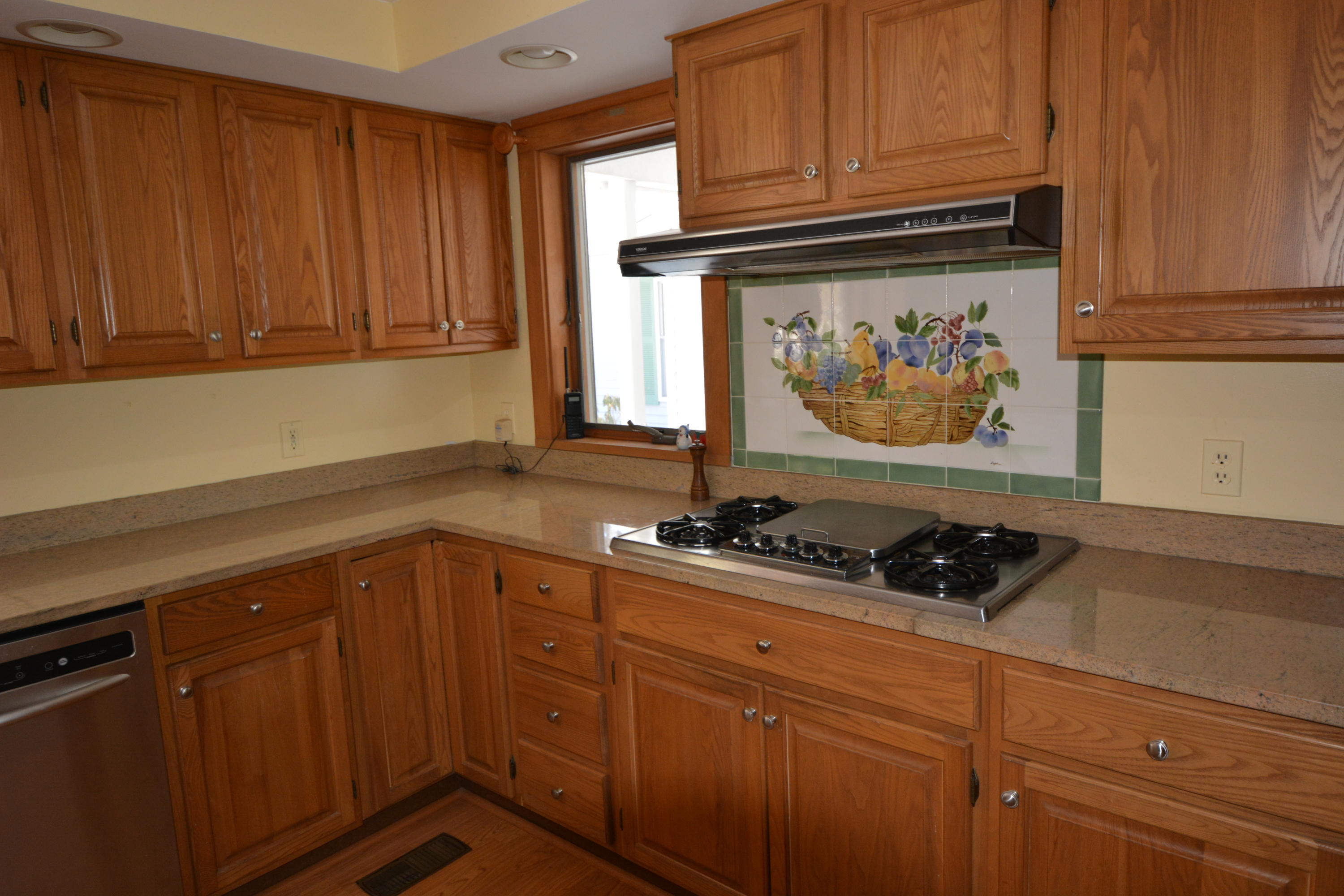 21 Watchic Manor Road Standish, ME 04084 - Photo 9 of 23 065