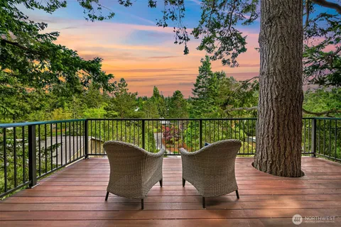 $1,075,000 | 601 Willow Road, Bellingham, WA 98225