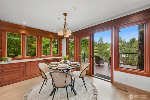 $1,075,000 | 601 Willow Road, Bellingham, WA 98225