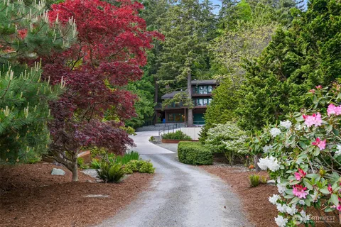 $1,075,000 | 601 Willow Road, Bellingham, WA 98225