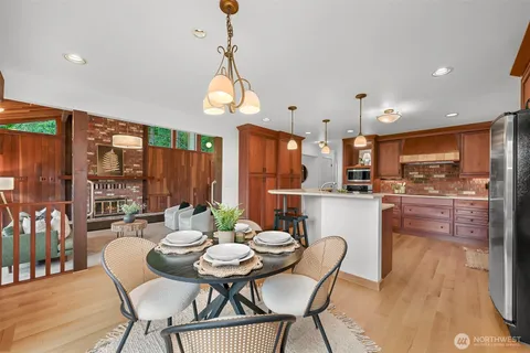 $1,075,000 | 601 Willow Road, Bellingham, WA 98225