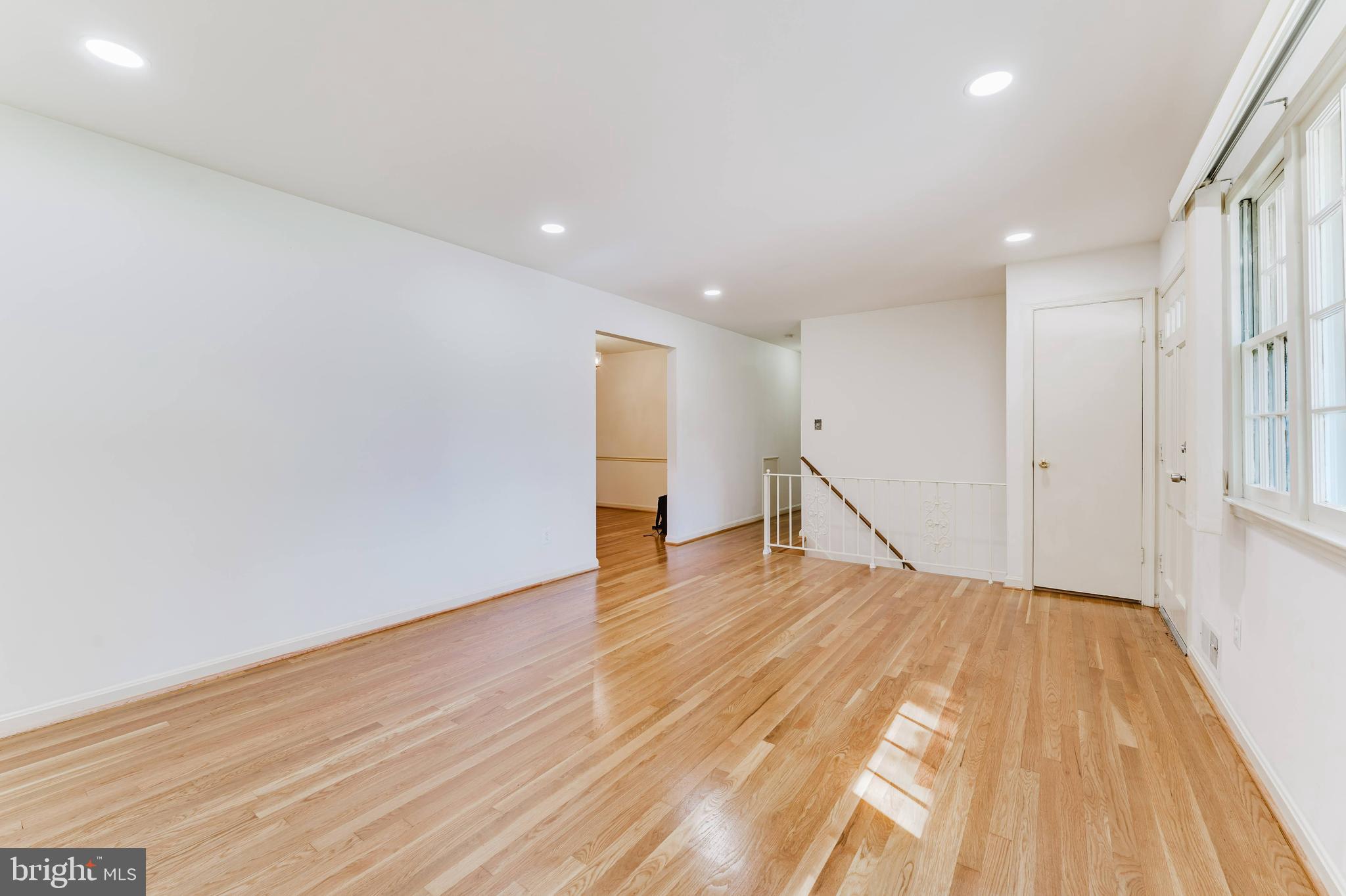 5683 Ravenel Lane Springfield, VA 22151 - Photo 11 of 45 Gallery Image 11