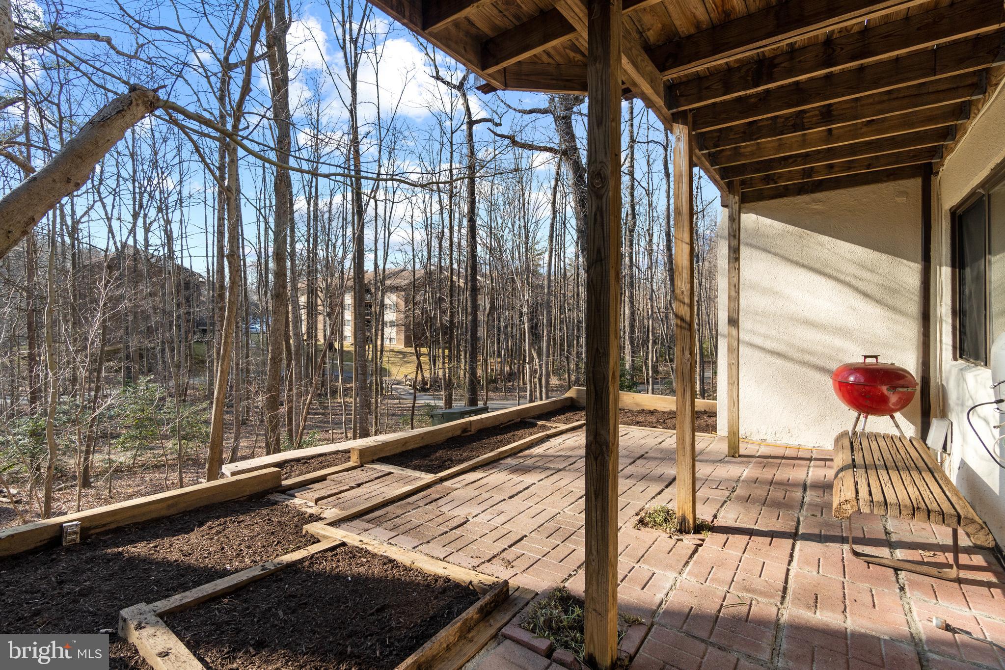 11924 Barrel Cooper Court Reston, VA 20191 - Photo 23 of 27 Patio with privacy and shade.