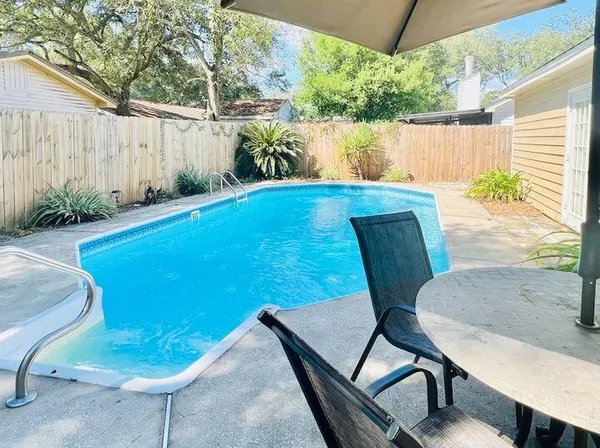 $3,000 | 289 Honeysuckle Way, Niceville, FL 32578