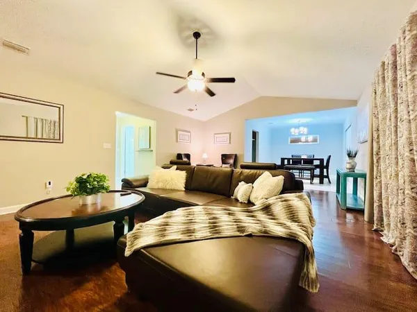 $3,000 | 289 Honeysuckle Way, Niceville, FL 32578